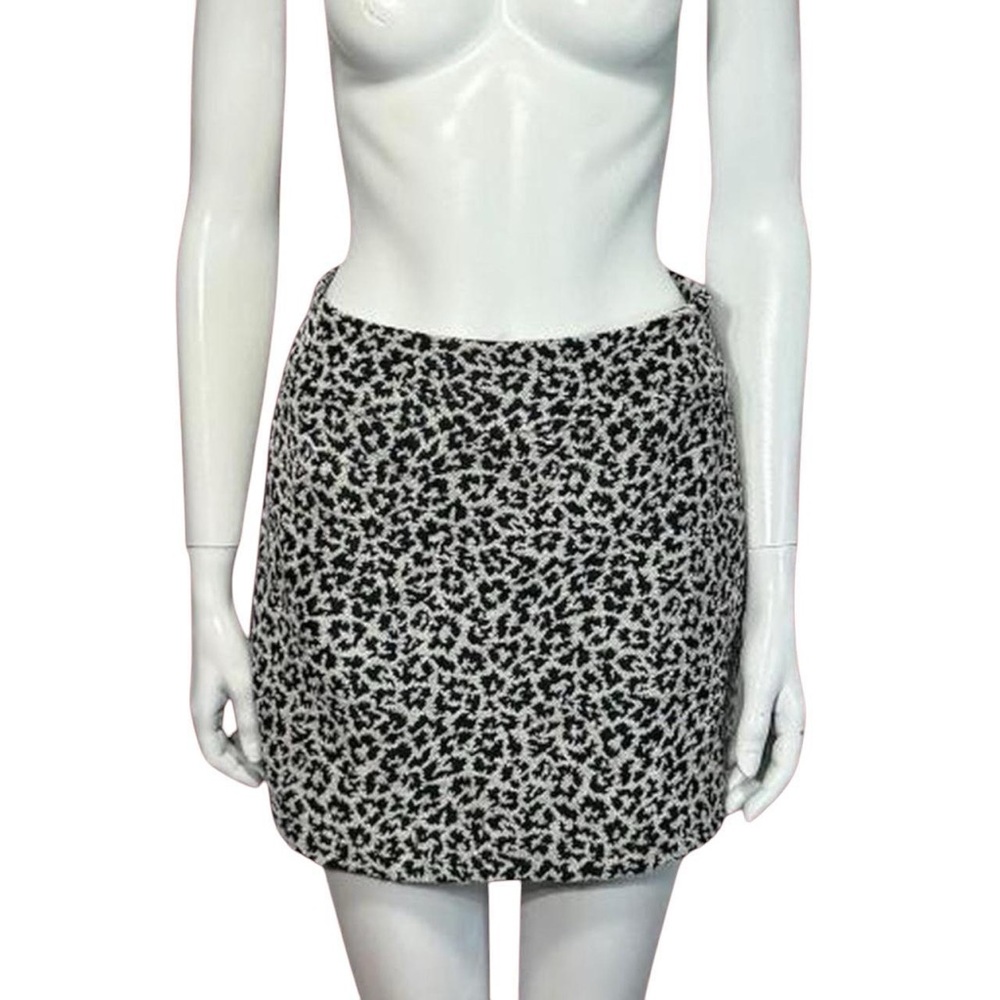 Abercrombie & Fitch Mid-rise black and white leopard print skirt